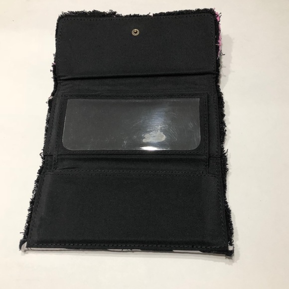 Tong Guang Peace Material Pink&Black Wallet. - Picture 6 of 6